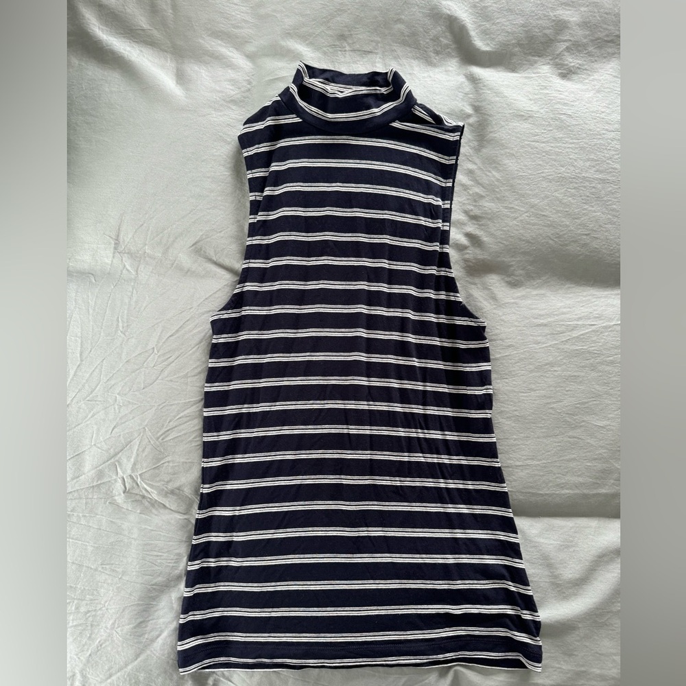H&M blue striped tank